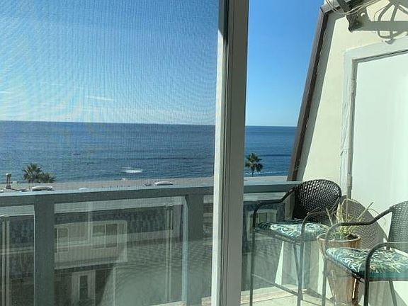2nd image of 11956 Oceanaire Ln