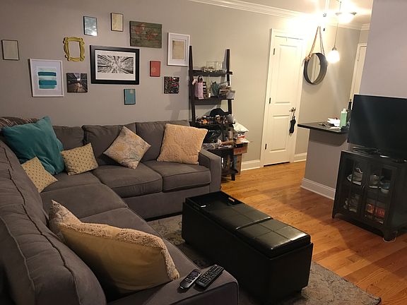 3rd image of 245 Bennett Ave #4H