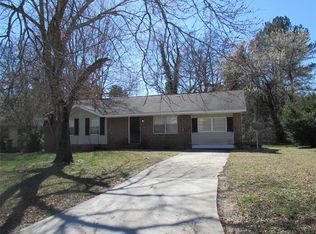 6740 Fallawater Cir, Riverdale, GA
