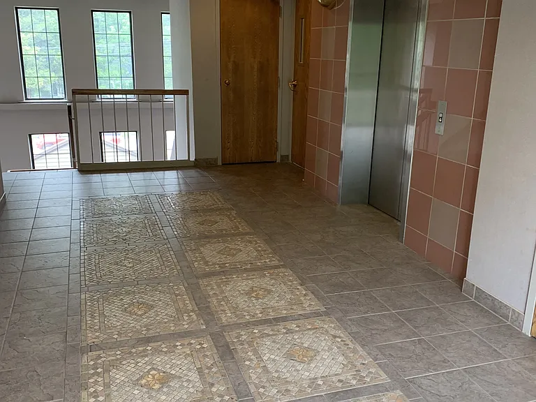 45 Wintonbury Ave #110 — Photo 16