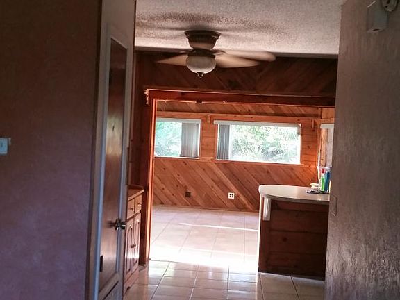 2nd image of 13 Aspen St