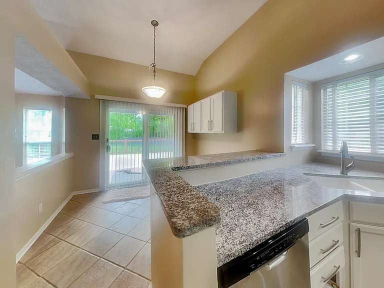 8622 Cedar Key Dr — Photo 6