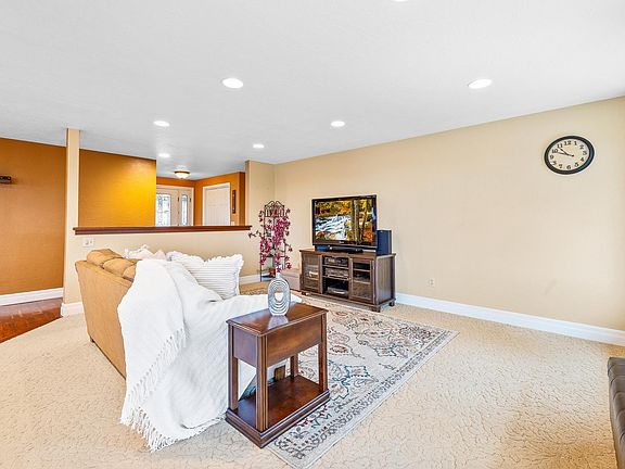 5th image of 1163 Adair Dr