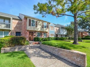 10264 Briar Forest Dr, Houston, TX 77042