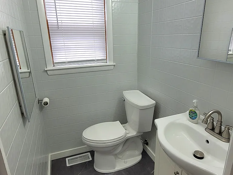 304 N 12th St #2 — Photo 12