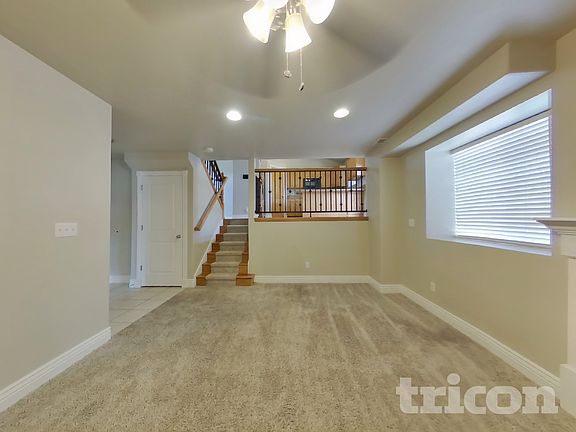 3rd image of 532 N Quincy Ave