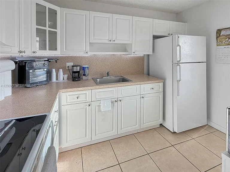 10411 SW 108th Ave #251 — Photo 6