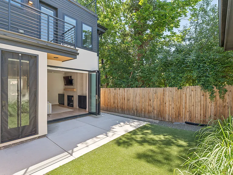 1231 Garfield St — Photo 17