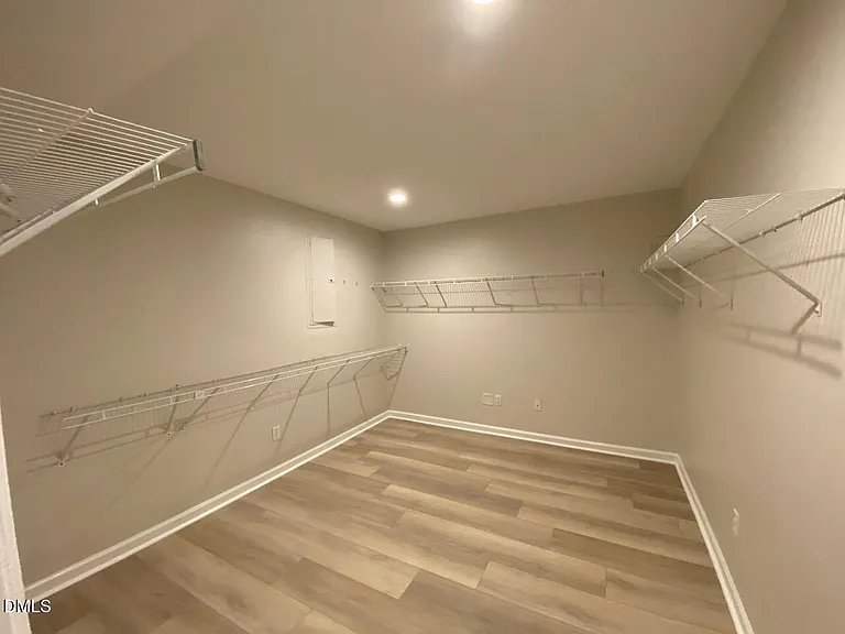 409 Killington Dr — Photo 16
