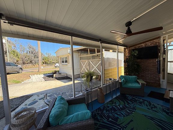 4th image of 209 Rogers Rd