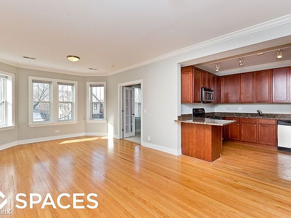 3rd image of 4863 N Hermitage Ave #67