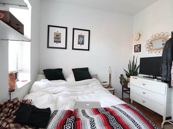 3rd image of 140 Richardson St APT 2L