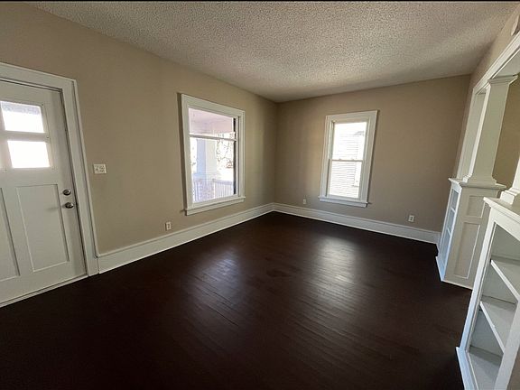 2nd image of 1400-02 15th Ave #1402