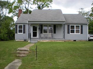 404 Homewood Ave, Burlington, NC 27217