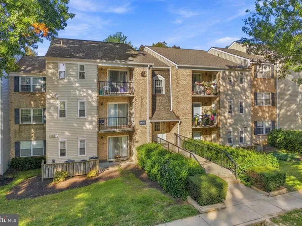 18302 Streamside Dr APT 201, Gaithersburg, MD 20879