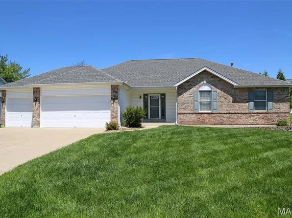 204 Jacobs Way, Saint Peters, MO 63376