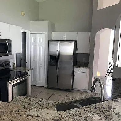 2809 Berkshire Cir — Photo 13