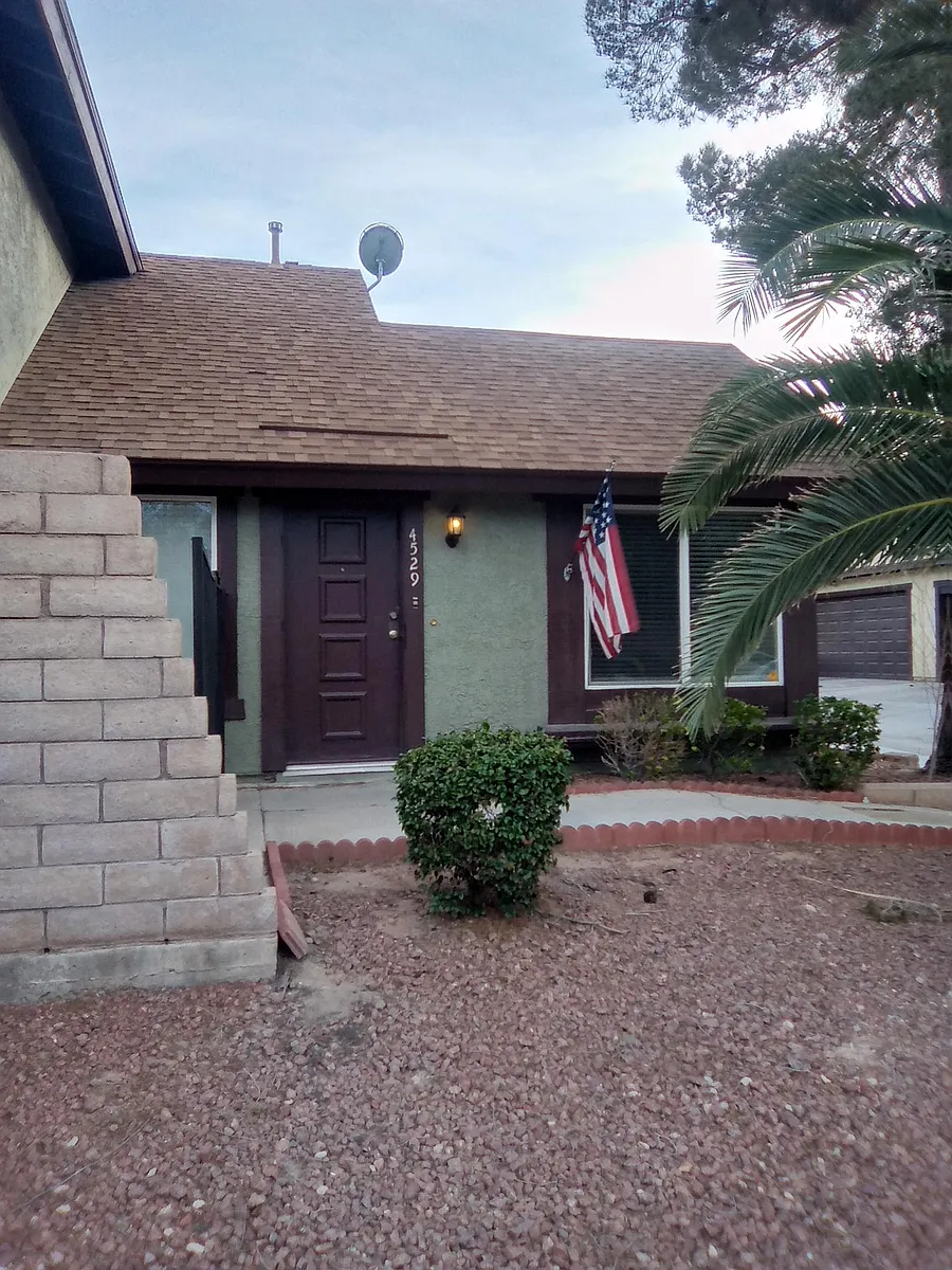 Building Photo - 4529 Del Oro Dr
