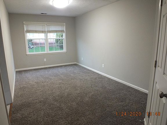 4th image of 3598 White Pine Dr