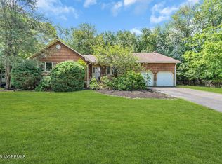 25 Overhill Rd, Ocean, NJ 07712