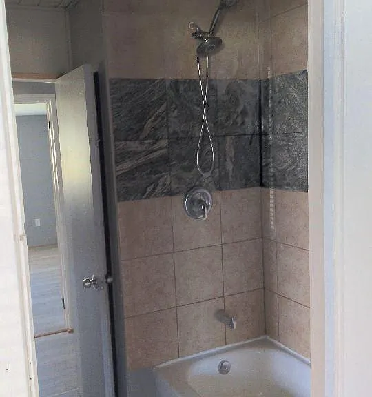 18397 Deer Glen West Dr — Photo 7