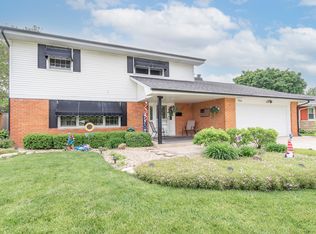906 Read St, Lockport, IL 60441