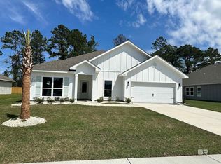 582 Shepard St, Gulf Shores, AL 36542