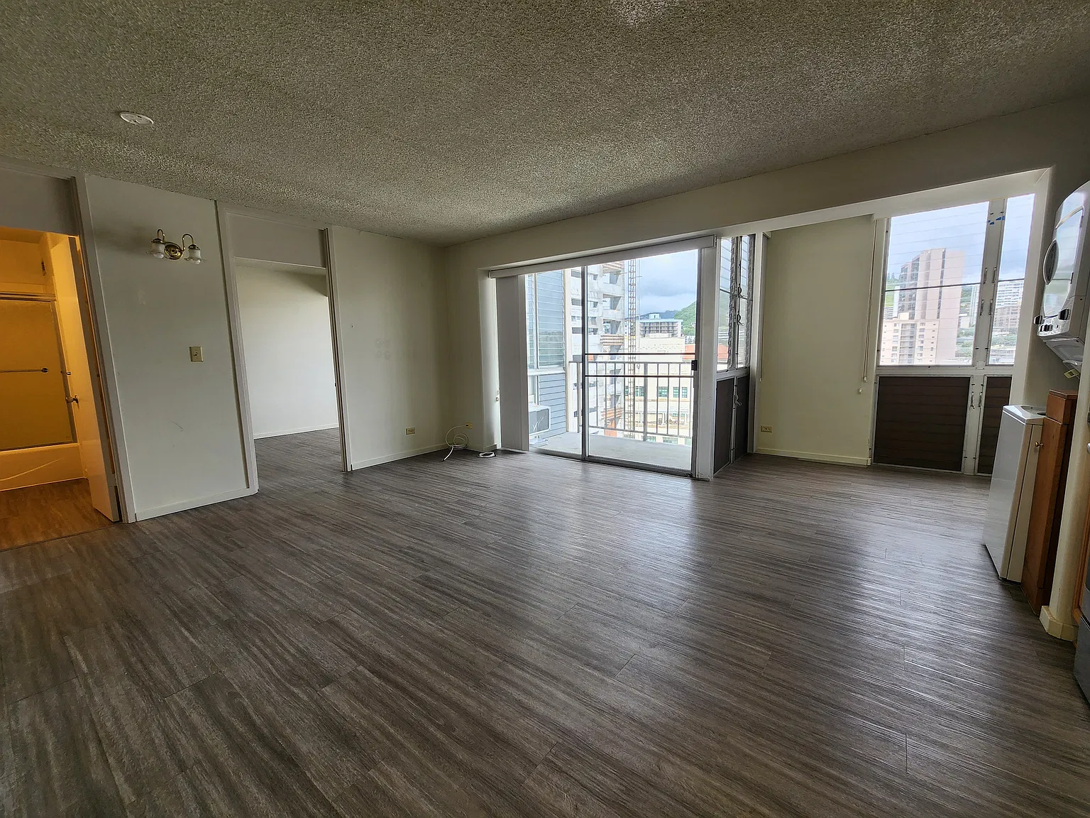 818 S King St — Photo 3
