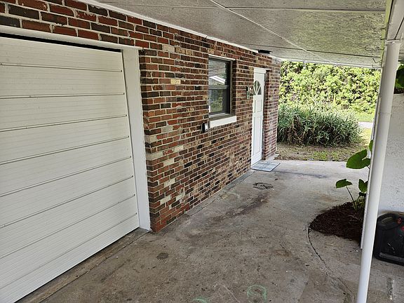 3rd image of 1060 Bevis Rd #B