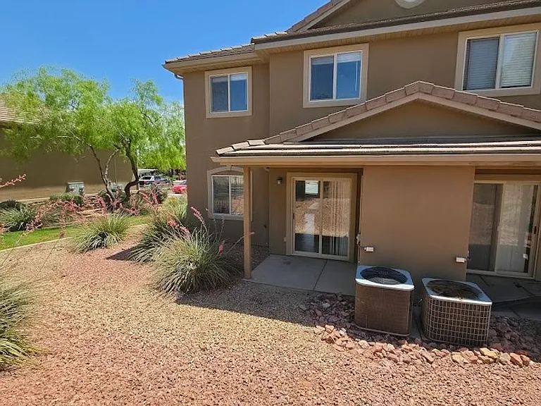 3155 S Hidden Valley Dr #105 — Photo 3