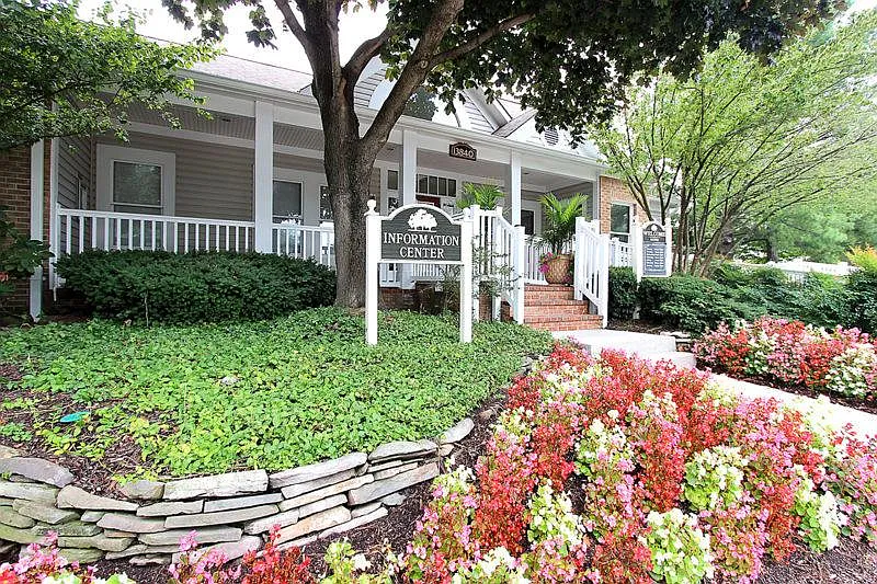 Elms Centreville