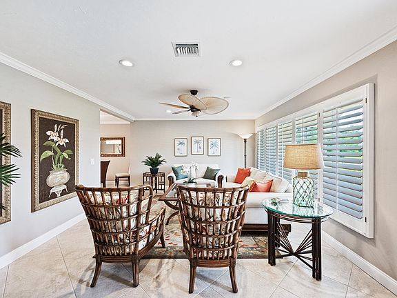 5th image of 4575 S Lake Dr