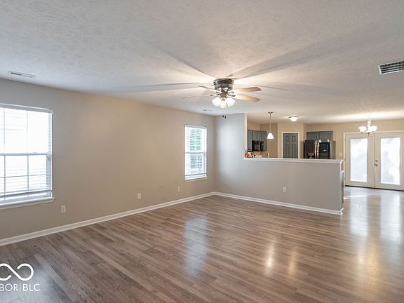 4th image of 5805 Decatur Ridge Dr