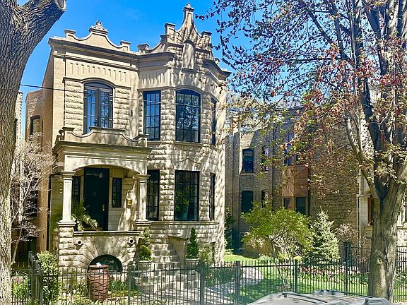 3rd image of 1436 W Berwyn Ave