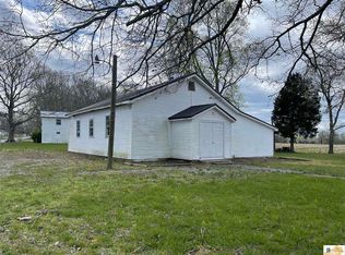 25 Oak Grove Rd, Columbia, KY 42728