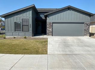 4480 W Sunny Cv, Meridian, ID 83646