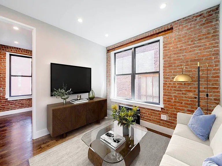 24 Avenue A #4A — Photo 6
