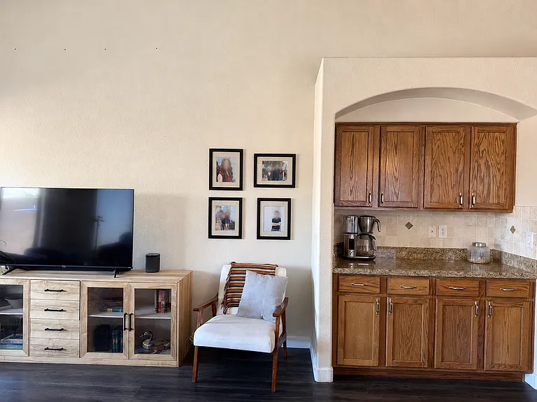 5307 N Ormondo Ct — Photo 4