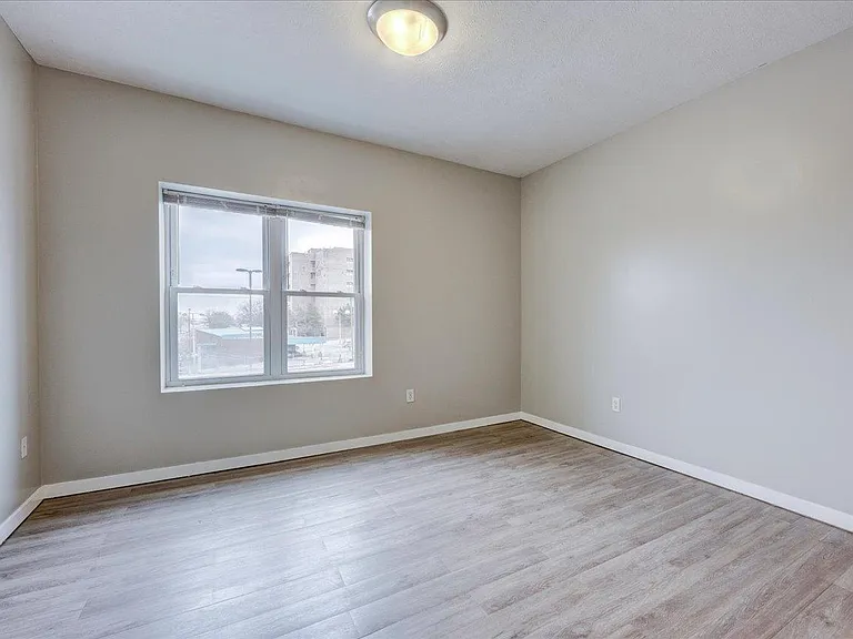 203 S 26th Ave #3 — Photo 11