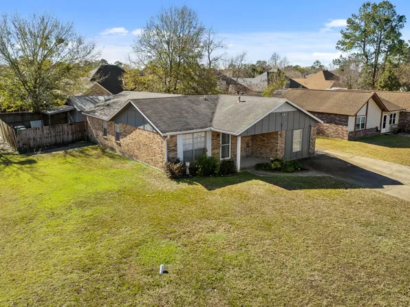 12501 Ponce De Leon Dr, Ocean Springs, MS 39564