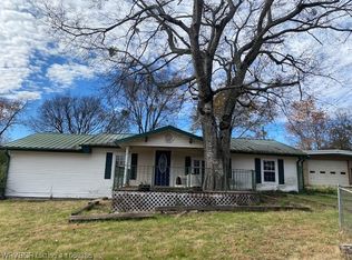 9237 N Highway 59, Cedarville, AR 72932