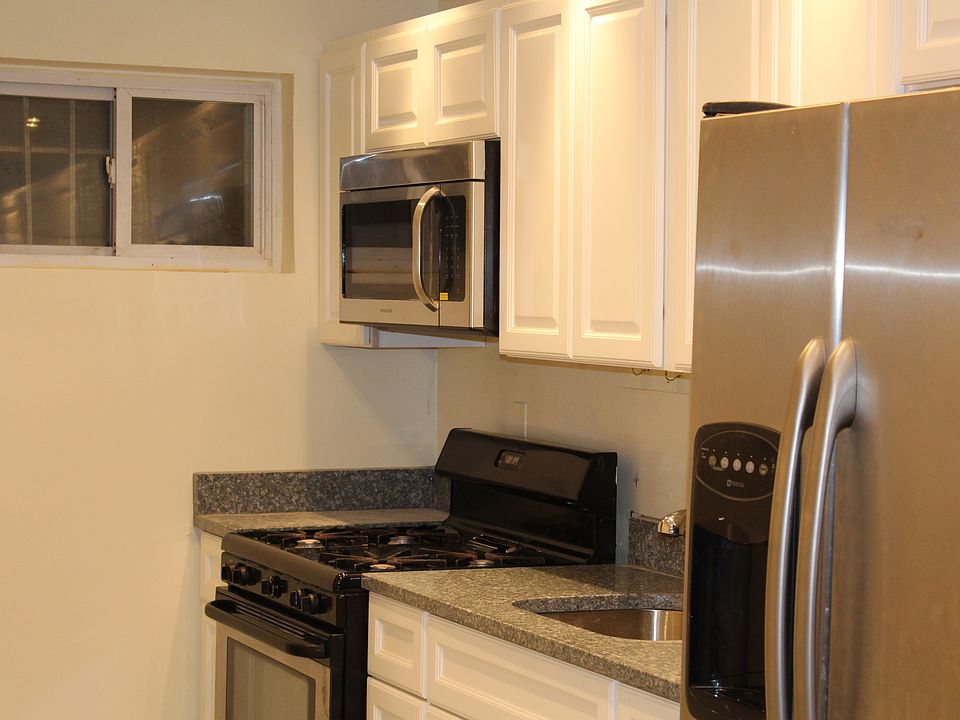1st image of 171 Madison St APT 1
