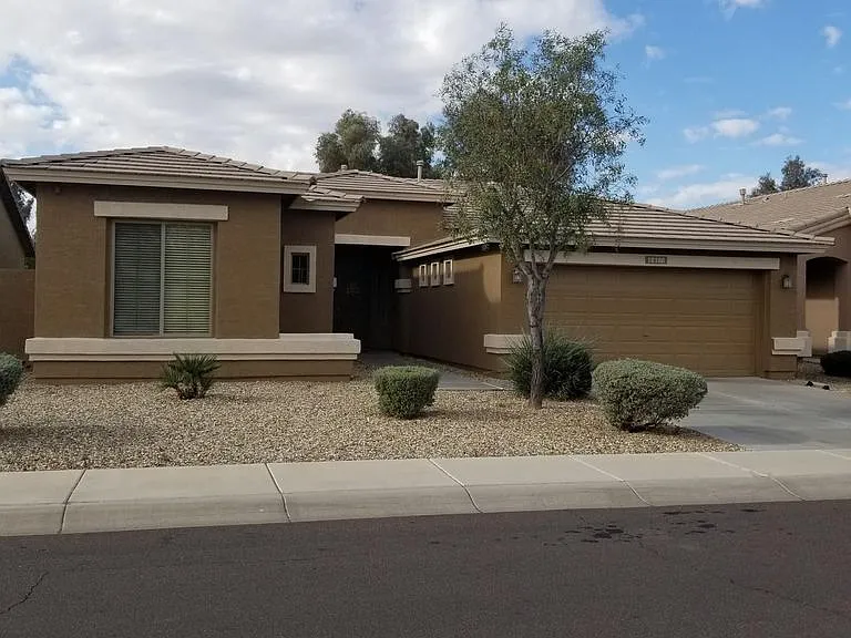 18188 W Paradise Ln — Photo 26
