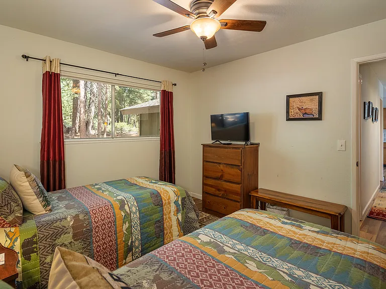 700 Carnelian Cir — Photo 18
