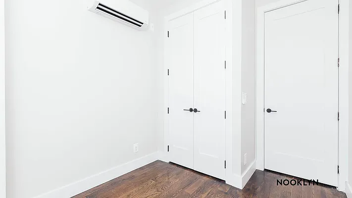 Rented by Nooklyn NYC LLC | media 17