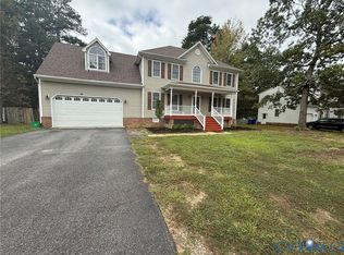 8207 Whirlaway Dr, Midlothian, VA 23112