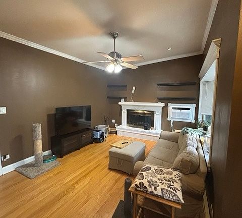 3rd image of 1161 S Edgewood Ave