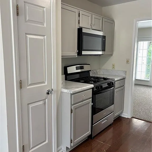 4824 Jenny Dr — Photo 12