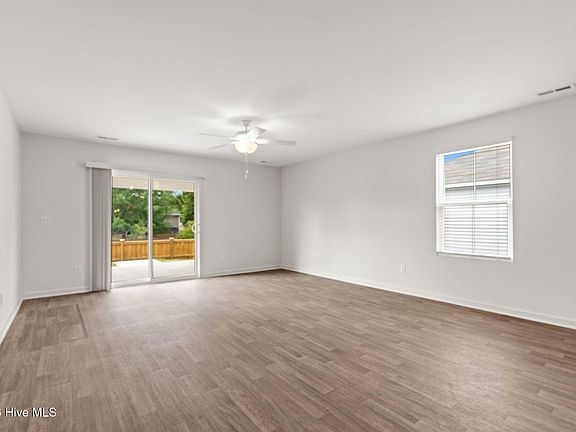 3rd image of 4689 Swimming Lane