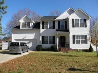37 Saint Johns Dr, Hampton, VA 23666